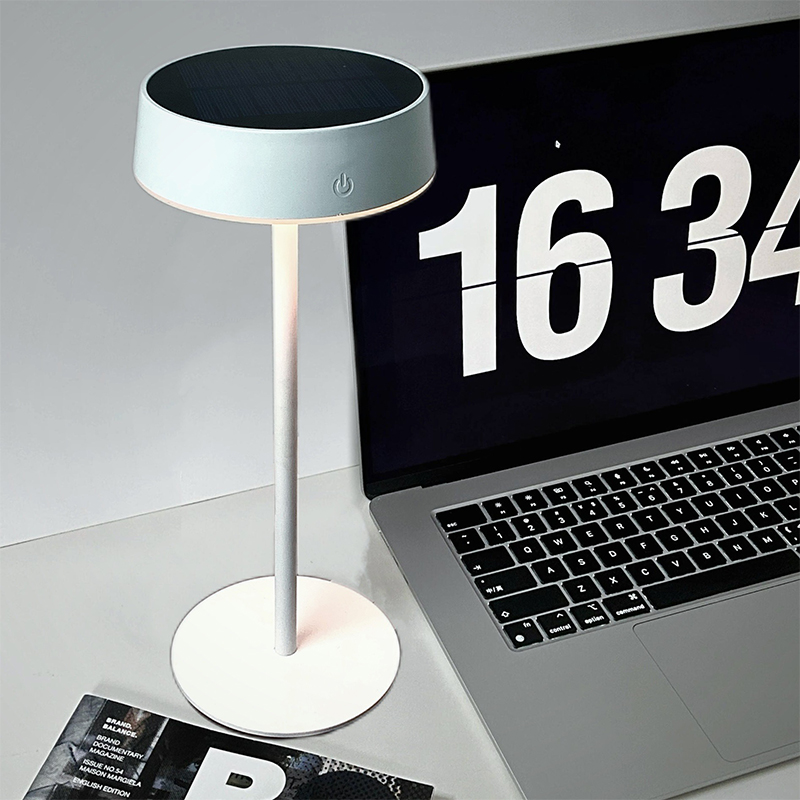 Solar Table Lamp Dimmable LED  - Halo Outdoor Lighting 评论和价格